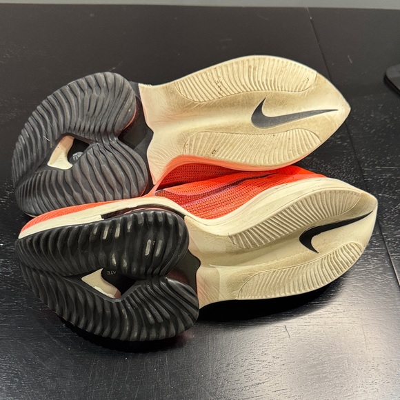 Nike Zoomx Athletic Shoes in Vibrant Orange and White - Picture 3 of 4